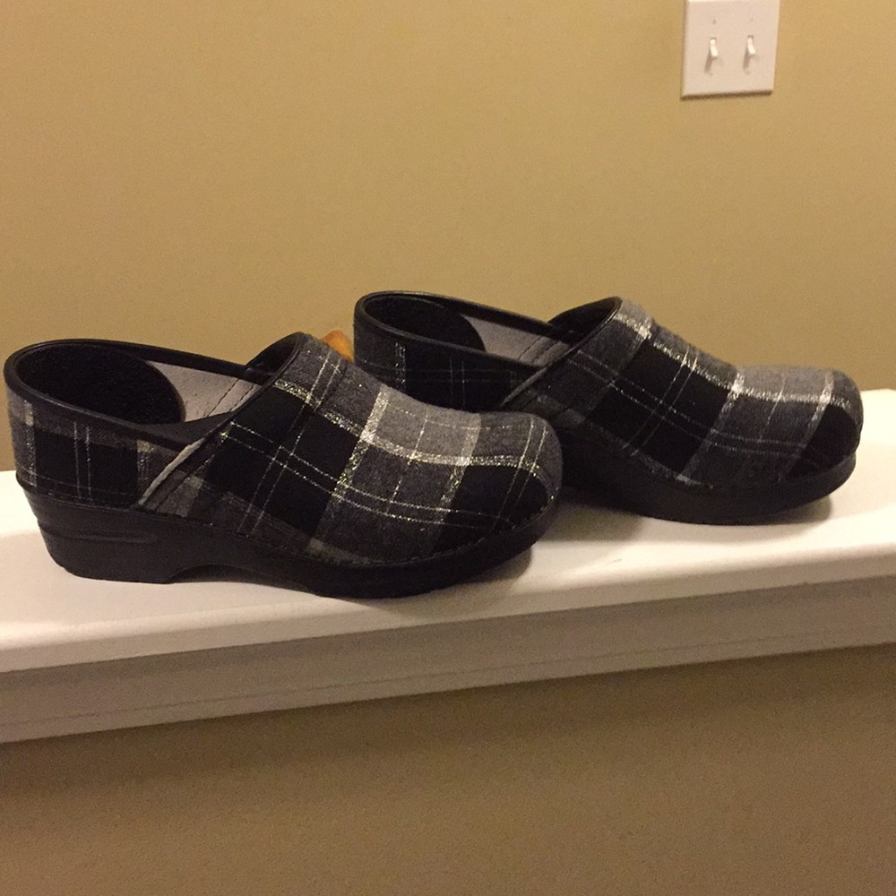 Dansko size 39